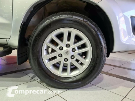 HILUX SW4 SR 4X2 2.7 AUTOM GG