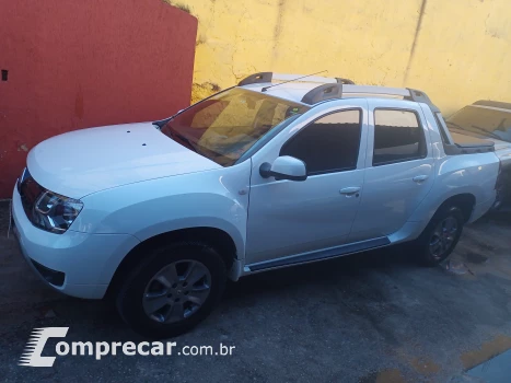 Renault DUSTER OROCH 2.0 16V Dynamique 4 portas