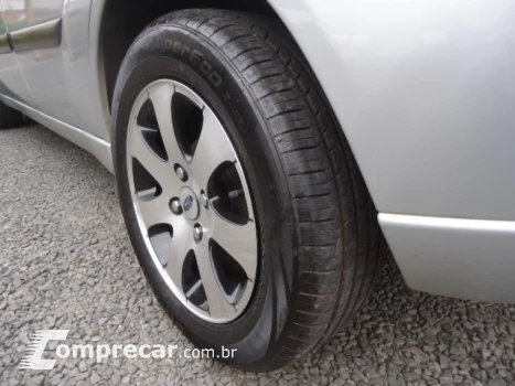 FOCUS 1.6 8V