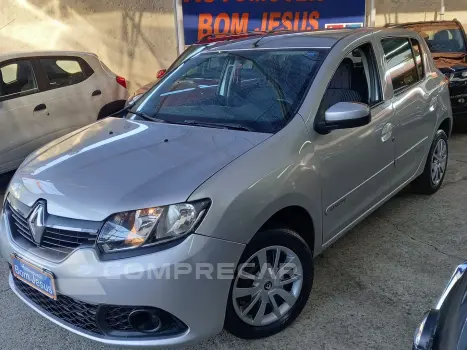 Renault Sandero 1.0 AUTHENTIQUE 16V FLEX 4P MANUAL 4 portas