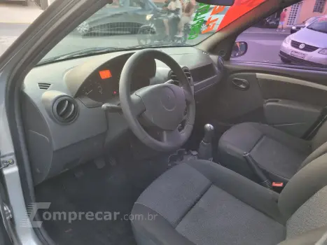 LOGAN 1.6 Expression 8V