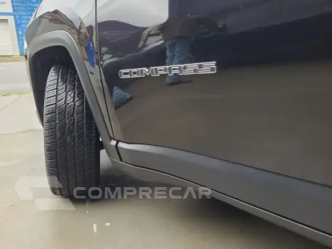 COMPASS LIMITED 2.0 4x2 Flex 16V Aut.