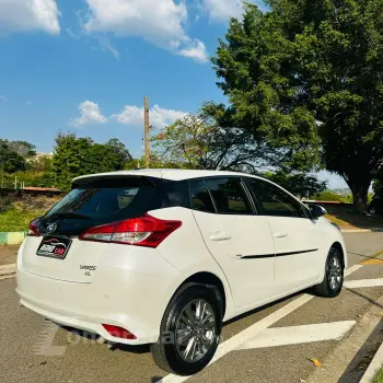 YARIS 1.5 16V XL Plus Connect