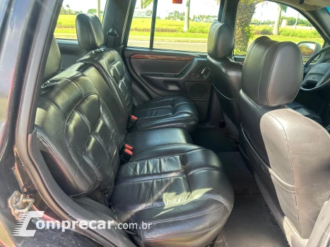 GRAND CHEROKEE 4.7 Limited Quadra Drive 4X4 V8 16V