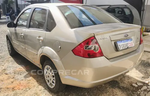 FIESTA 1.6 MPI Class Sedan 8V
