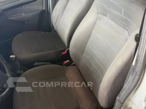 PRISMA - 1.4 MPFI MAXX 8V 4P MANUAL
