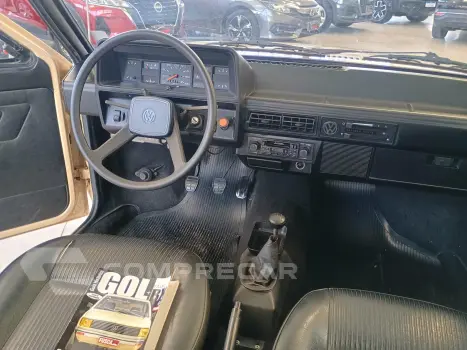 Gol BX 1.6 Álcool