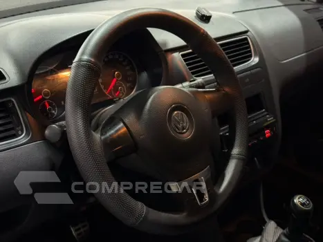 CROSSFOX 1.6 MI FLEX 8V 4P MANUAL