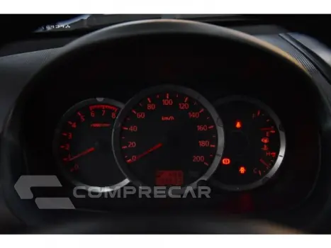 L200 TRITON - 2.4 HLS 4X2 CD 16V 4P MANUAL