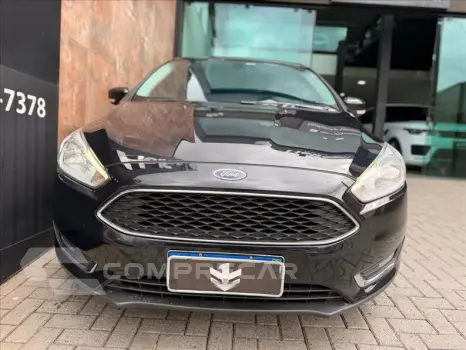 FOCUS 2.0 SE Fastback 16V