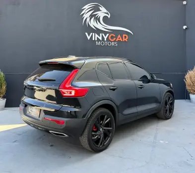XC40 2.0 T5 R-design AWD Geartronic