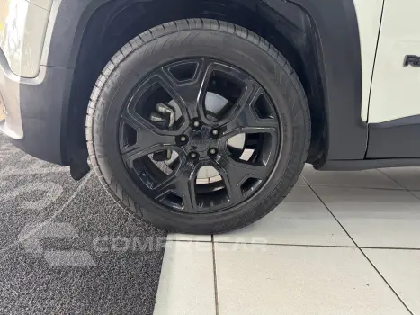 RENEGADE 1.8 16V Night Eagle