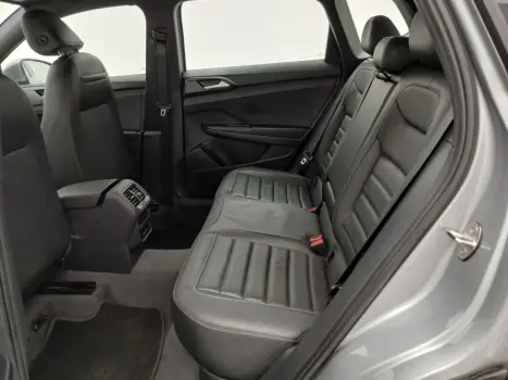 TAOS 1.4 250 TSI TOTAL FLEX HIGHLINE AUTOMÁTICO