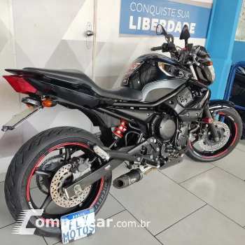 XJ6N