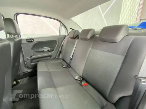 VOYAGE 1.0 Flex 12V 4p