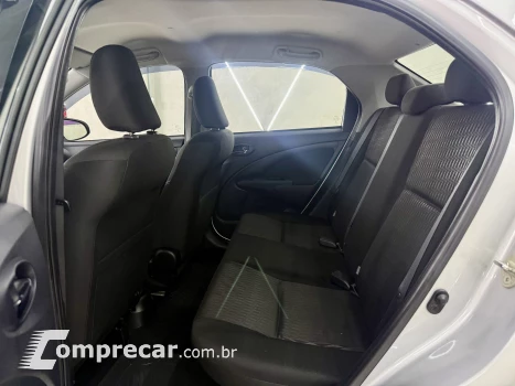 ETIOS 1.5 X Plus Sedan 16V