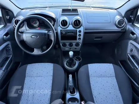 FIESTA 1.6 MPI Class Hatch 8V