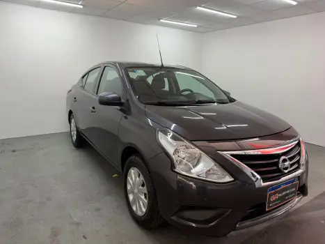 VERSA 1.0 12V FlexStart 4p Mec.