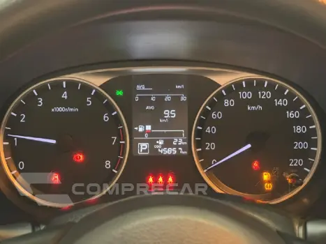 KICKS Sense 1.6 16V Flex Aut.