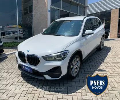 BMW X1 SDRIVE 20i 2.0 TB Acti.Flex Aut. 4 portas