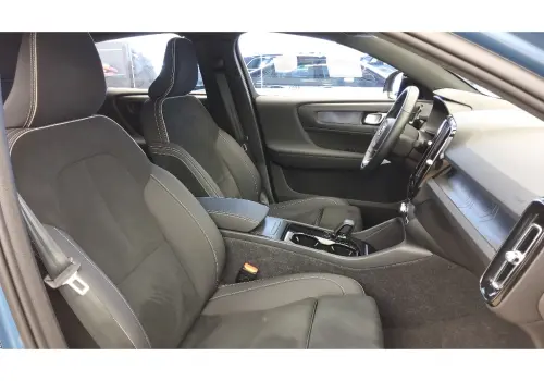 C40 P8 RECHARGE TWIN ELECTRIC ULTIMATE AWD