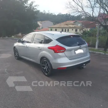 FOCUS 2.0 Titanium Hatch 16V