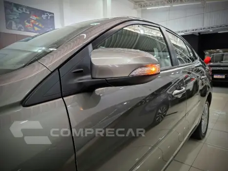 YARIS 1.5 16V FLEX SEDAN XL PLUS TECH MULTIDRIVE