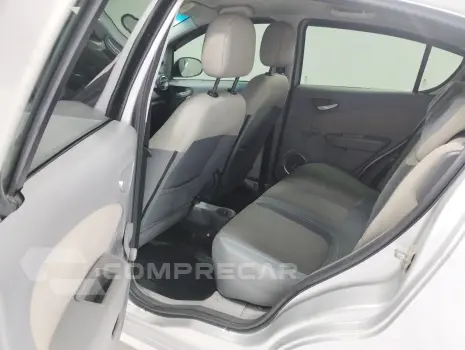 PALIO 1.6 MPI Essence 16V