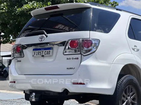 HILUX SW4 3.0 SRV 4X4 16V TURBO INTERCOOLER DIESEL 4P AUTOMÁ