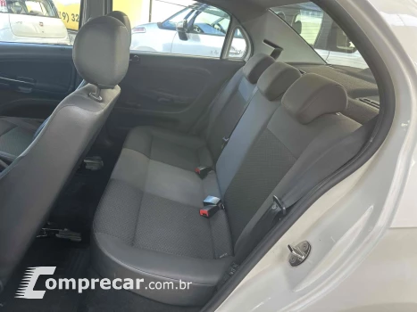 VOYAGE 1.0 12V MPI TOTALFLEX 4P MANUAL