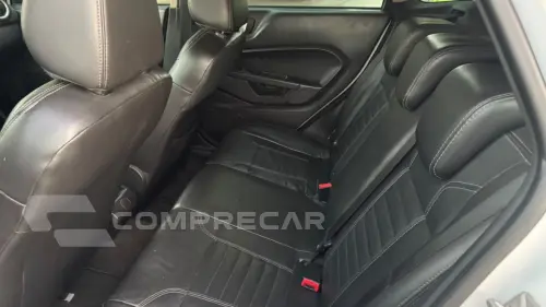 Fiesta Sedan 1.6 4P FLEX TITANIUM POWERSHIFT AUTOMÁTICO