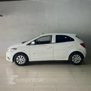 ONIX HATCH LT 1.0 8V FlexPower 5p Mec.