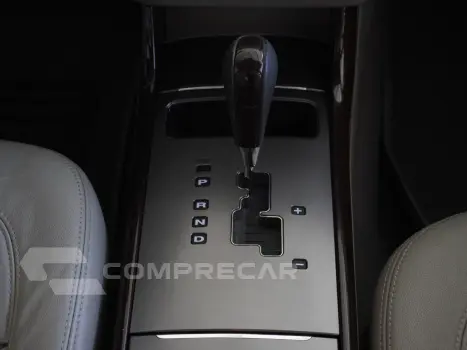 AZERA 3.3 MPFI GLS SEDAN V6 24V GASOLINA 4P AUTOMÁTICO