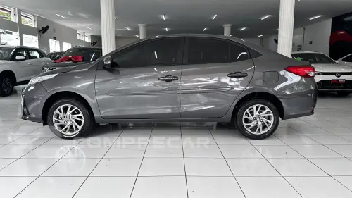 YARIS 1.5 16V FLEX SEDAN XS CONNECT MULTIDRIVE