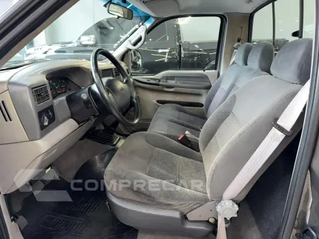 F250 XLT 4.2 6C