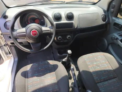 Fiorino Furgão 1.4 FLEX