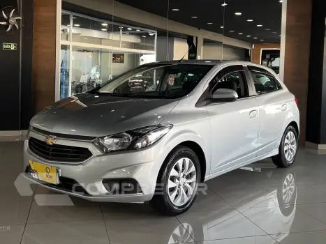 CHEVROLET ONIX 1.4 MPFI LT 8V FLEX 4P MANUAL 4 portas