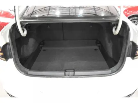 VIRTUS - 1.0 200 TSI HIGHLINE AUTOMÁTICO