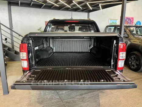 Ranger 3.2 20V CABINE DUPLA 4X4 LIMITED TURBO DIESEL AUTOMÁT