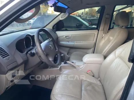 HILUX SW4 3.0 4X4 8V Turbo