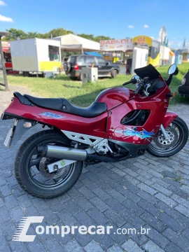 SUZUKI GSX 750F