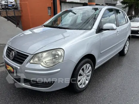 Volkswagen POLO 1.6 MI 8V 4 portas