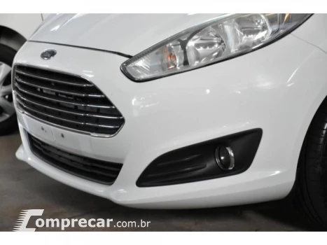 FIESTA HATCH - 1.6 TITANIUM HATCH 16V 4P MANUAL