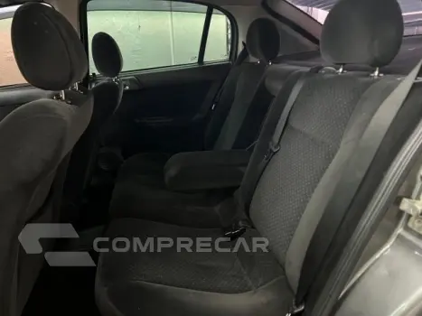 ASTRA HATCH - 2.0 MPFI ADVANTAGE 8V 4P MANUAL