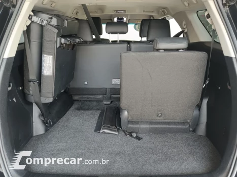 HILUX SW4 2.8 D-4D TURBO SRX 7L 4X4 AUTOMÁTICO