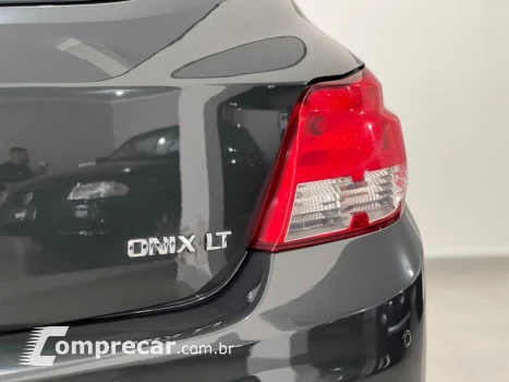 ONIX HATCH LT 1.0 8V FlexPower 5p Mec.