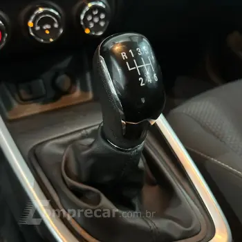 ONIX SEDAN Plus LT 1.0 12V TB Flex Mec.