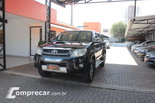 Toyota Hilux Caminhonete 3.0 16V 4P 4X4 SRV TURBO DIESEL CABINE DUP 4 portas