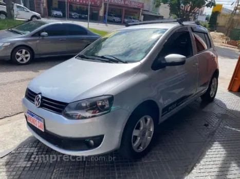 Volkswagen FOX - 1.0 MI 8V 4P MANUAL 4 portas