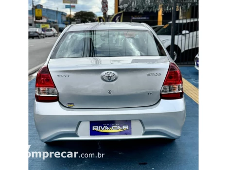 ETIOS 1.5 X PLUS 16V FLEX 4P AUTOMÁTICO